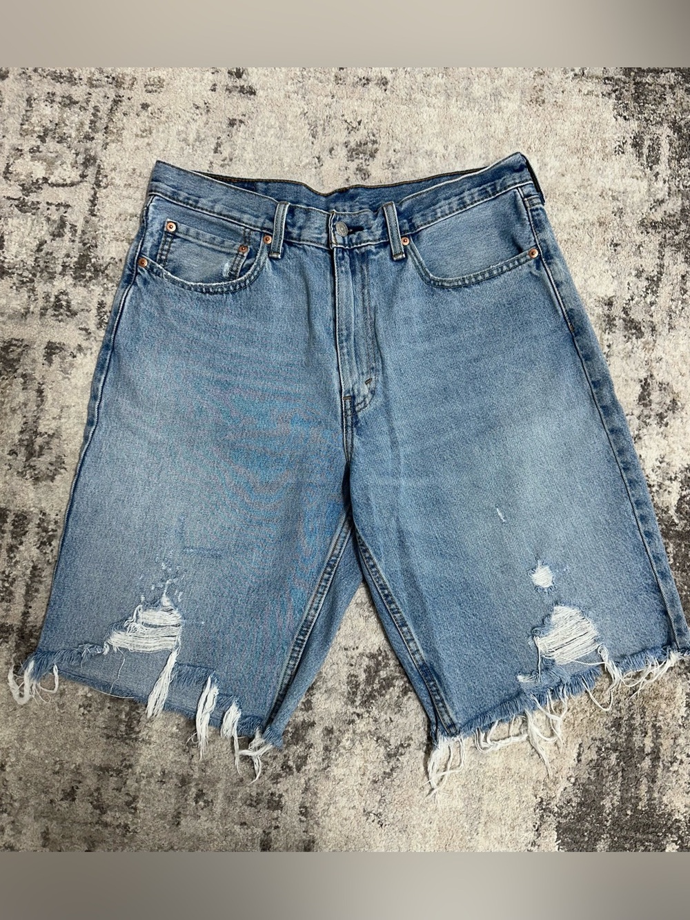 Levi's 469 Loose Fit Denim Cutoff Shorts Jorts Distressed Light Wash W34